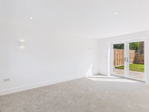 Sitting Room - click for photo gallery